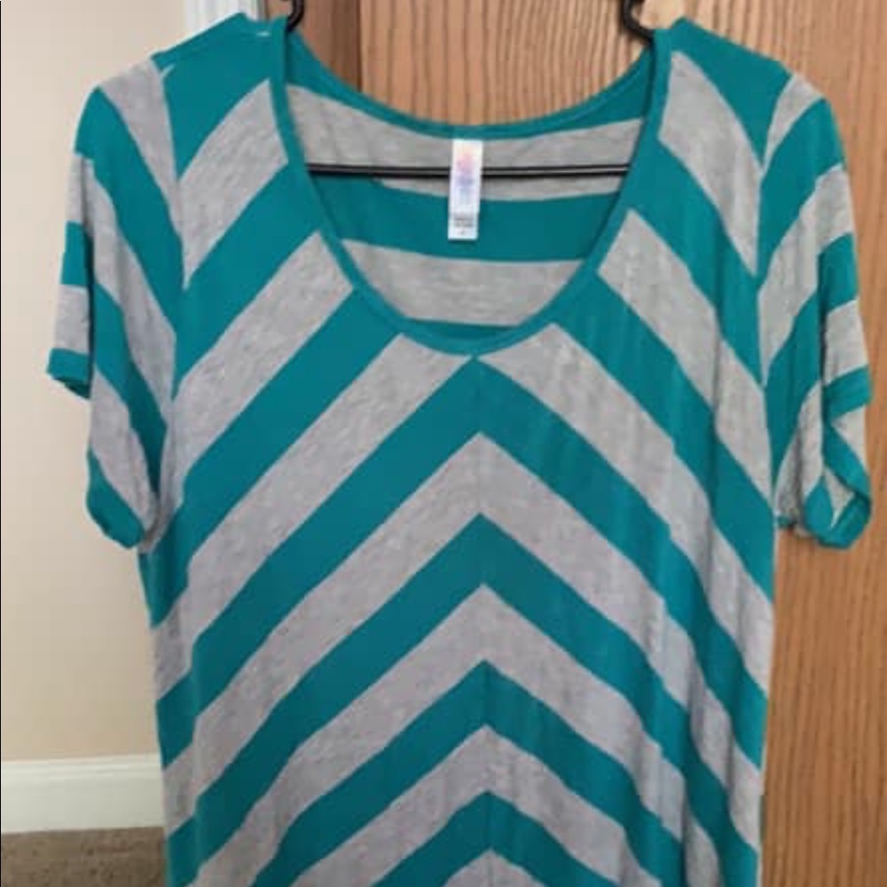 Lularoe XL Classic Tee